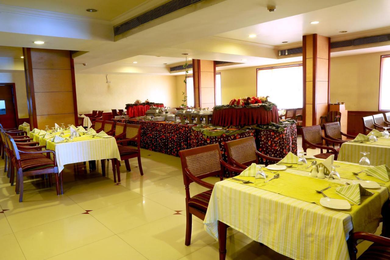 Ashoka Inn Thrissur Exterior photo
