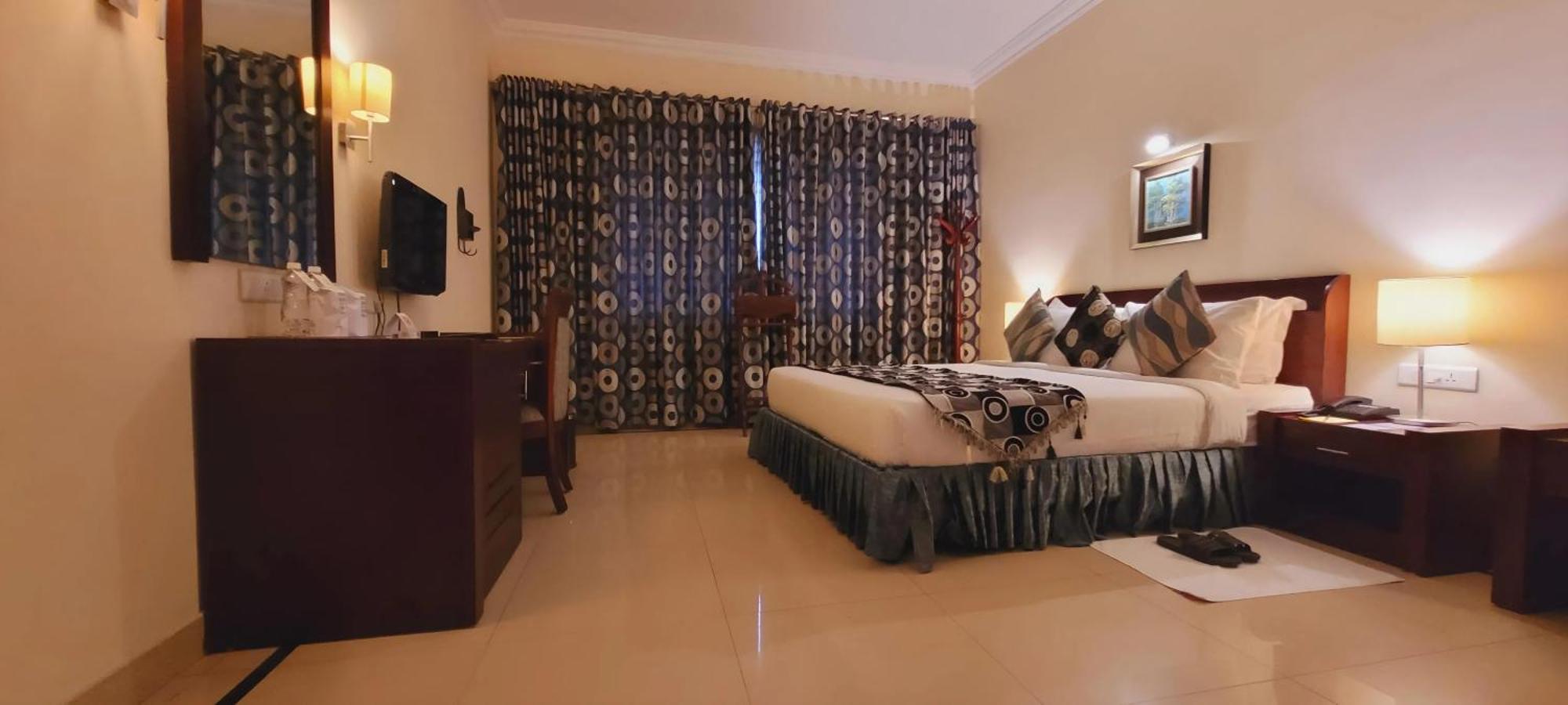 Ashoka Inn Thrissur Exterior photo