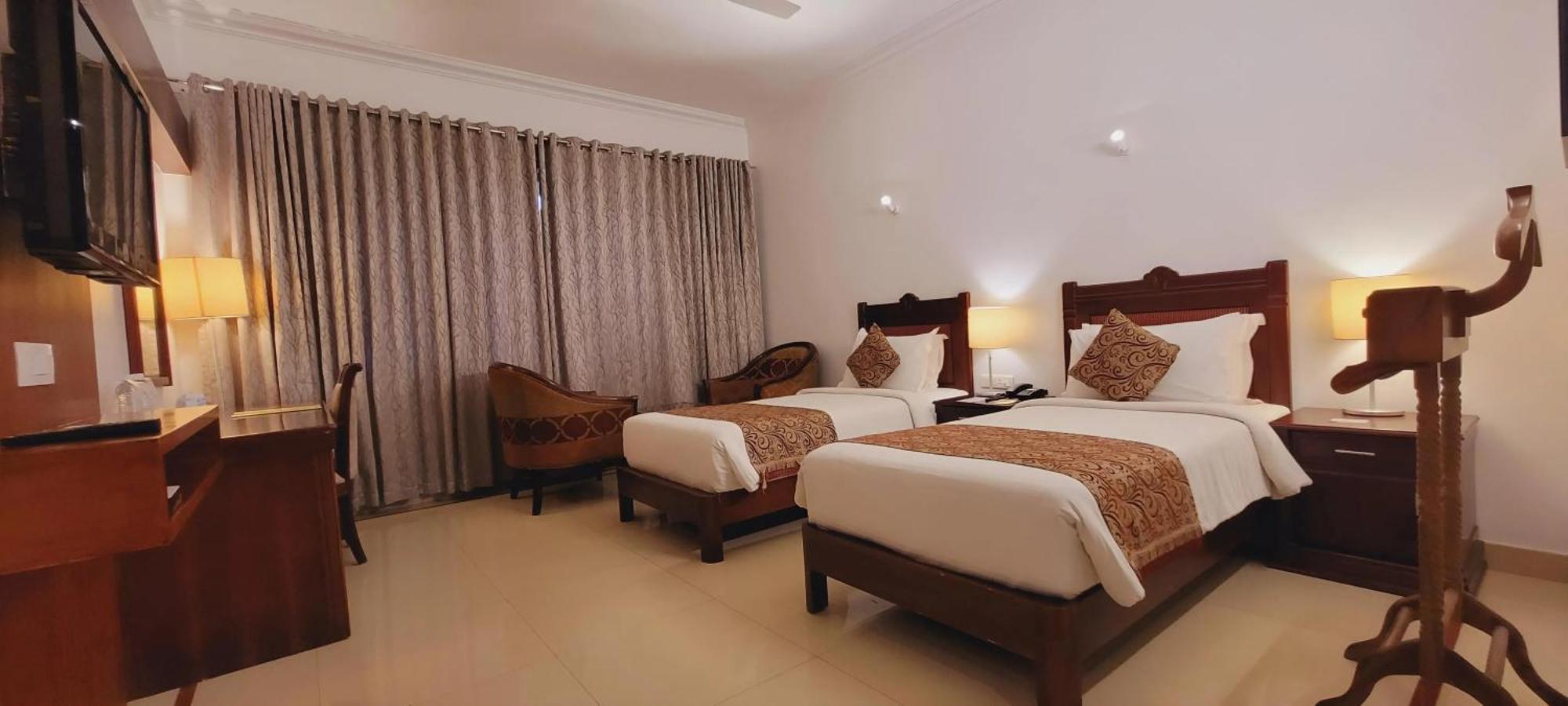 Ashoka Inn Thrissur Exterior photo
